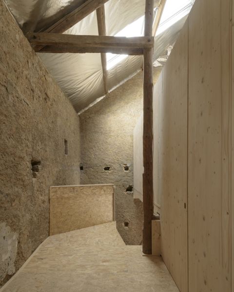 HagenHABITAT 2001 LudmillaCERVENY 22
