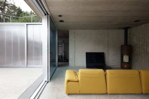 2001 HERCULE MONDORF LIVINGINT