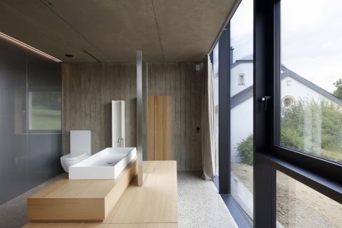 2001 HERCULE MONDORF SDBFACADE